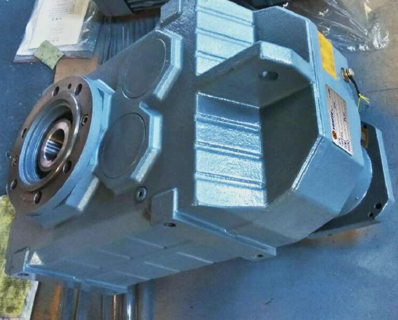 FAF47系列减速机型号.jpg